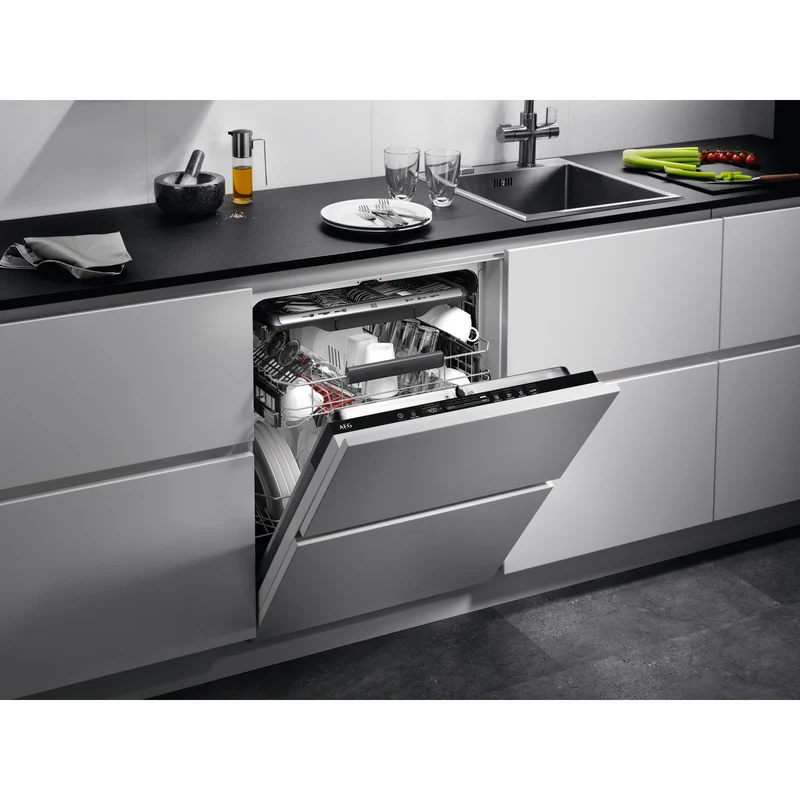 Lave-vaisselle Encastrable 14 couverts Reconditionné AEG FSE76727P