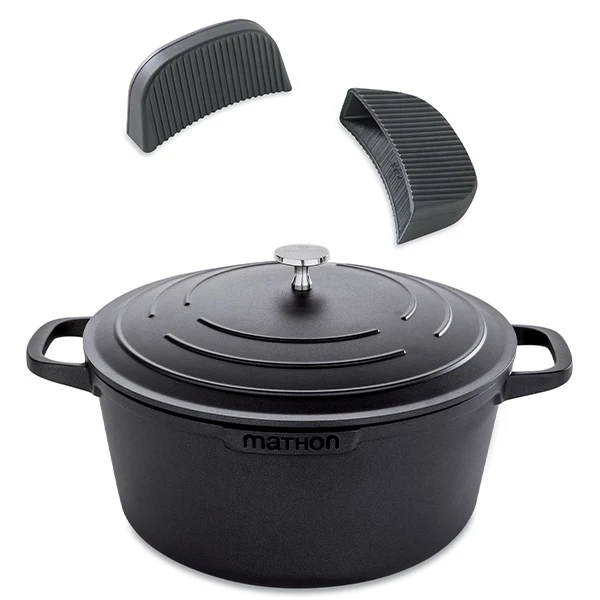 Lot cocotte légère ronde en fonte d'aluminium 28 cm 6,7 L et deux maniques en silicone Mathon