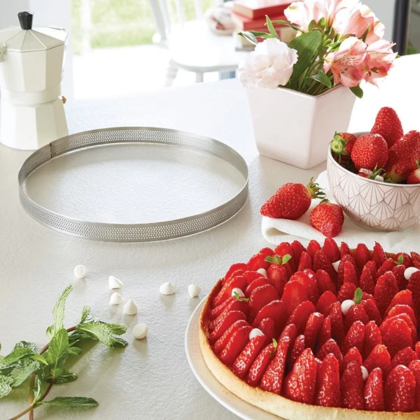 Cercle à tarte perforé en inox rond 24 cm Mathon